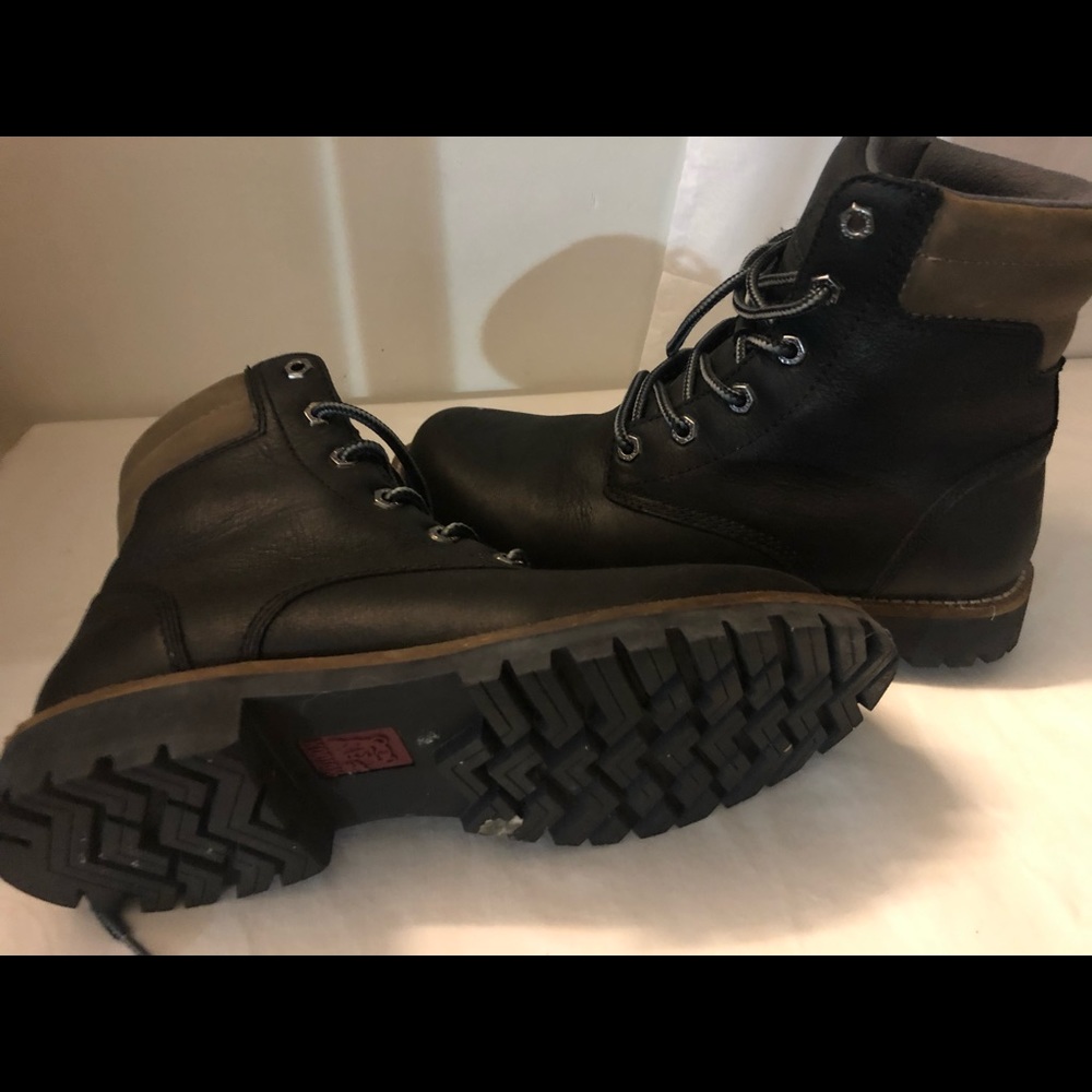 snow boots